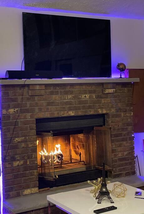Ambiance - King Bed Cabin, Jetted-Tub & Fireplace Tobyhanna Dış mekan fotoğraf