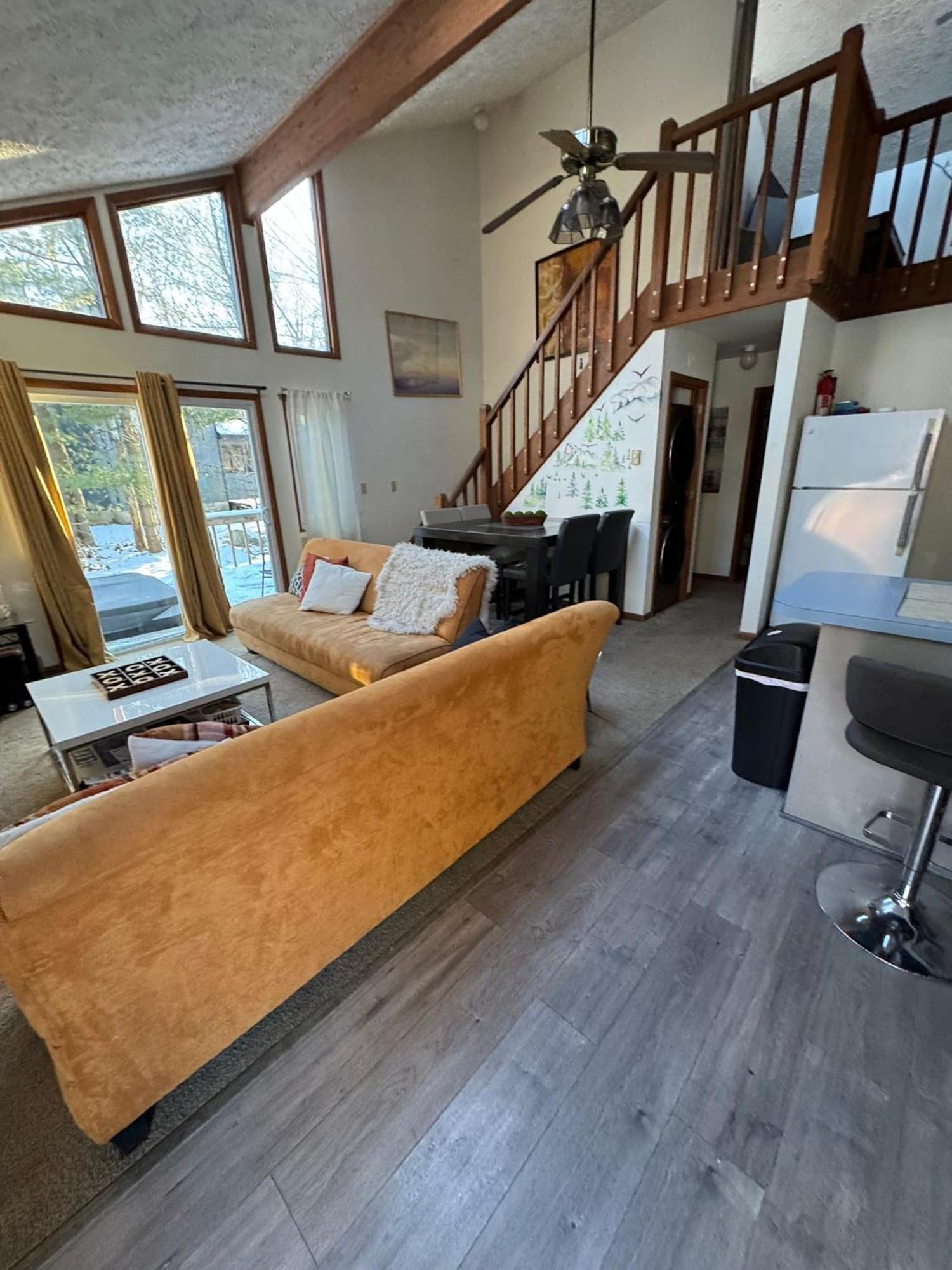 Ambiance - King Bed Cabin, Jetted-Tub & Fireplace Tobyhanna Dış mekan fotoğraf